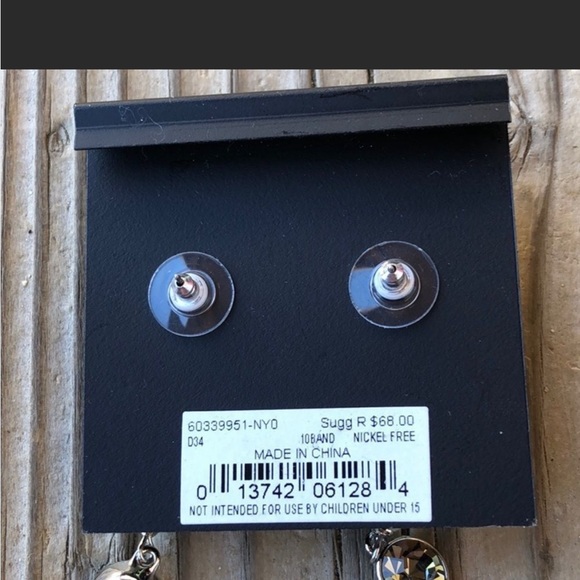 Givenchy Faceted Clear Crystal & Pearl Chandelier Earrings! BNWT - Picture 3 of 3